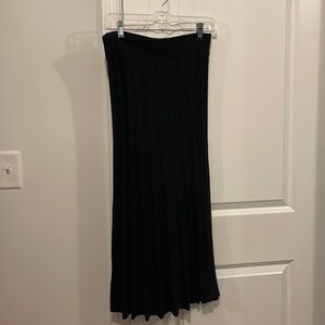 Who what wear collection black sweater material skirt. Never worn size M